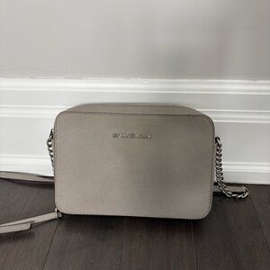 Grey Michael Kors Women’s Jet Set Crossbody Purse Silver-tone Hardware